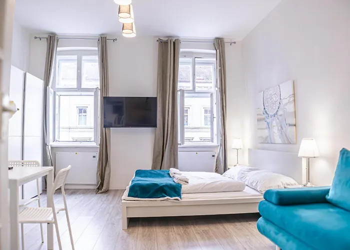 Cozy Near Wiener Stadthalle Apartment Wien