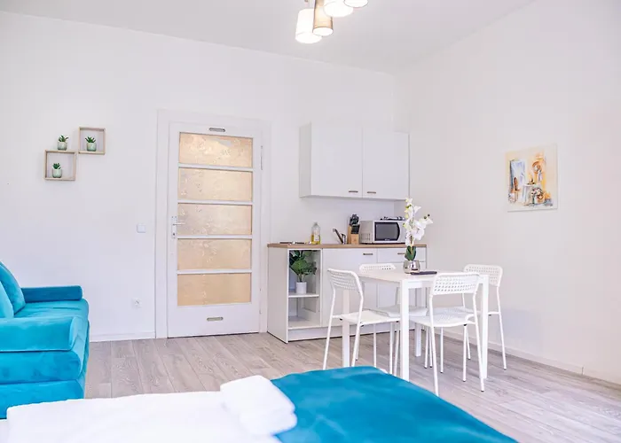 Cozy Near Wiener Stadthalle *